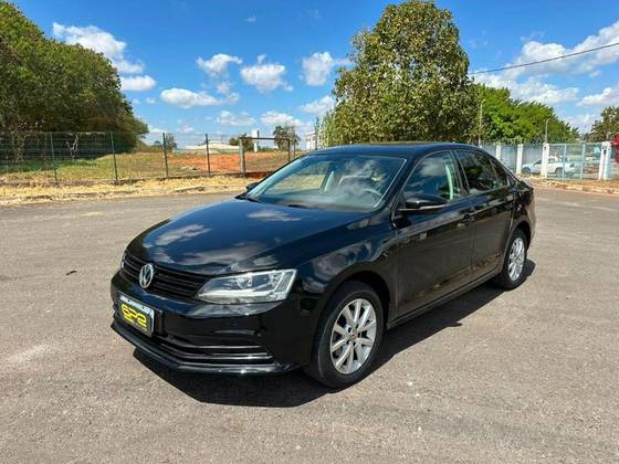 VOLKSWAGEN JETTA 2.0 TRENDLINE FLEX 4P TIPTRONIC VOLKSWAGEN JETTA 2.0 TRENDLINE FLEX 4P TIPTRONIC